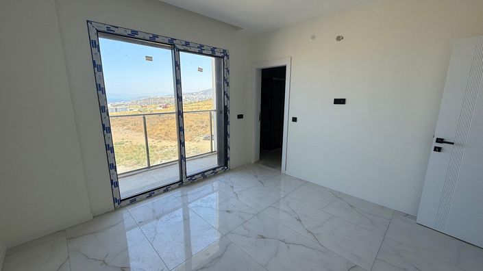 Image No.13-3 Bed Apartment for sale