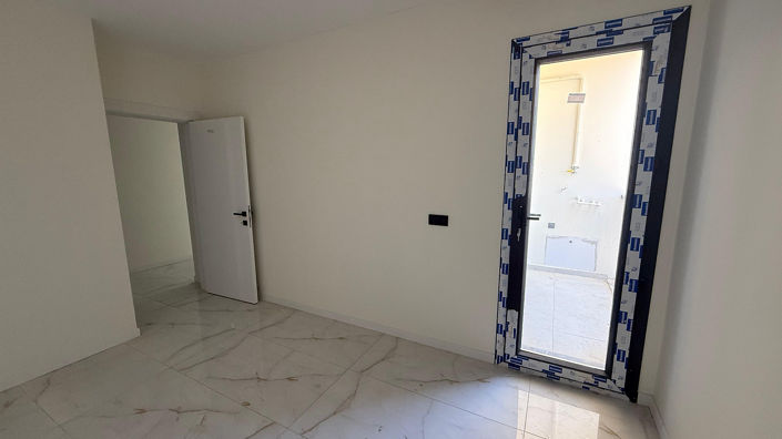 Image No.18-3 Bed Apartment for sale