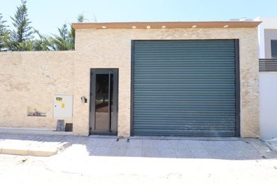 Exterior 5