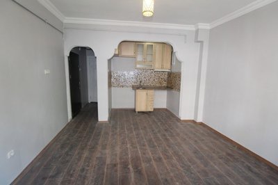 Interior 5