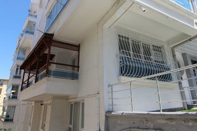 Exterior 8