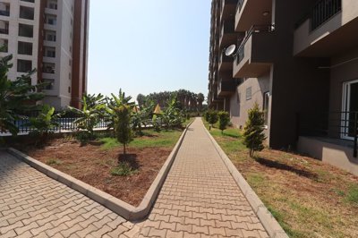 Exterior 4