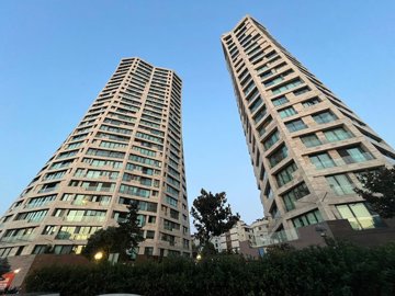 Exterior 1