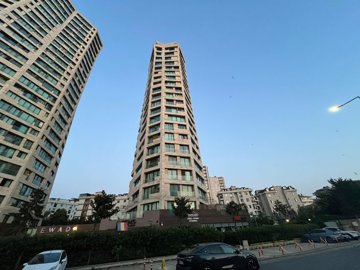 Exterior 2