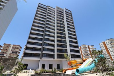 Exterior 3