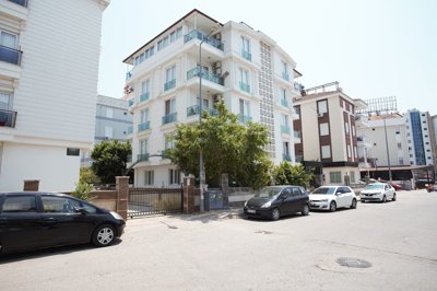 Exterior 3