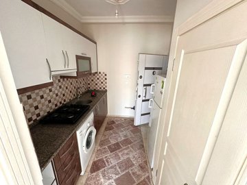Interior 5