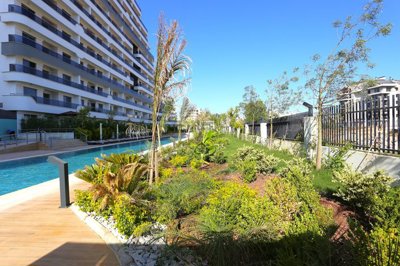 Exterior 13