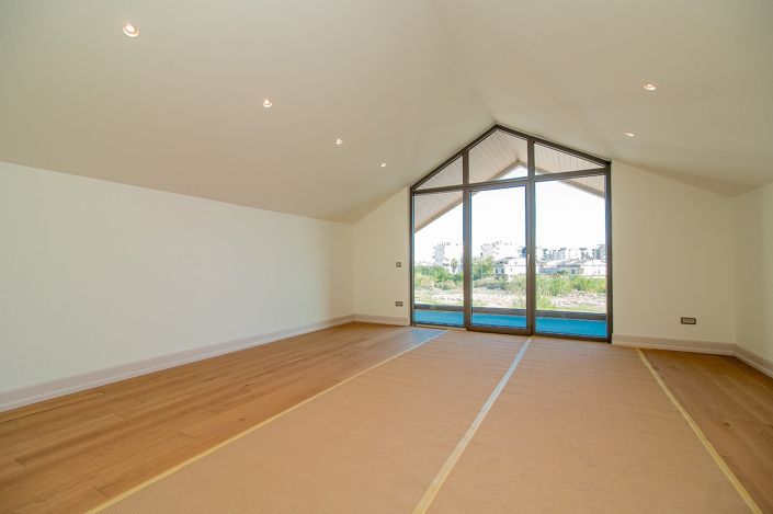 Image No.43-6 Bed House/Villa for sale