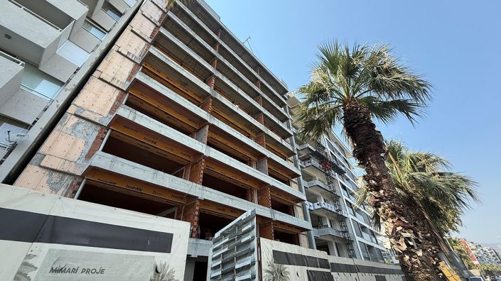 Image No.14-5 Bed Apartment for sale