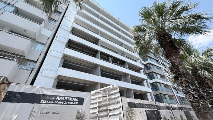 Image No.9-5 Bed Apartment for sale