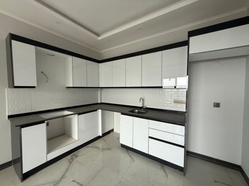 Interior 3
