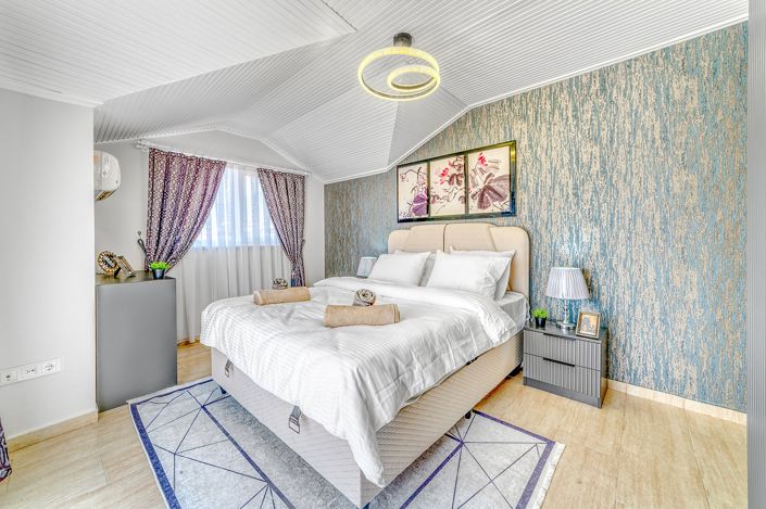 Image No.10-4 Bed Apartment for sale