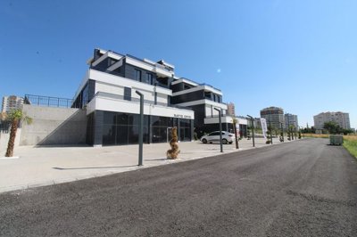 Exterior 1