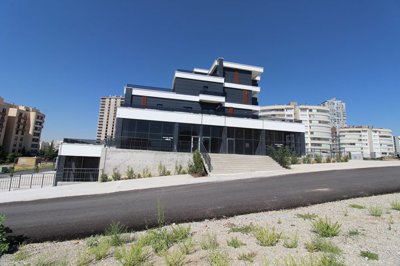 Exterior 3