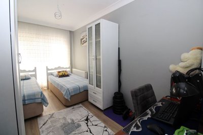 Interior 11