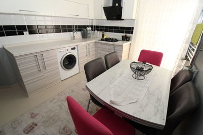 Interior 5
