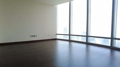 Interior 8