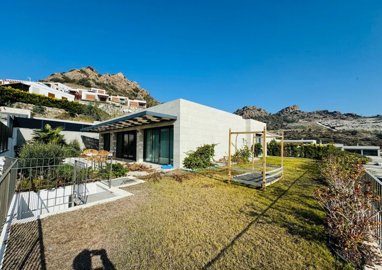 TEKCE Overseas SA most sold property