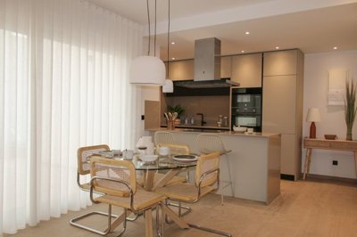 Interior 4