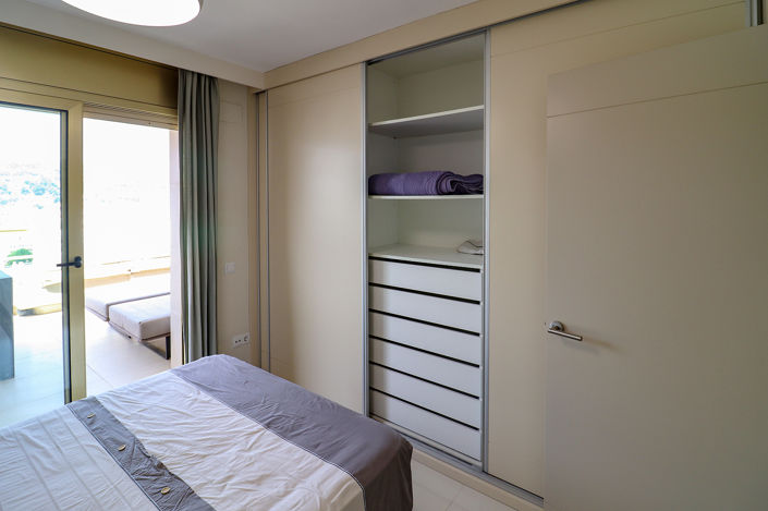 Image No.14-3 Bed Apartment for sale