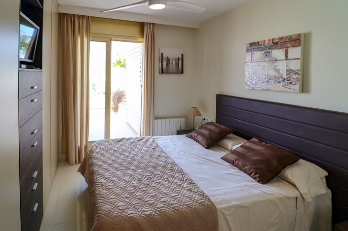 Image No.15-3 Bed Apartment for sale