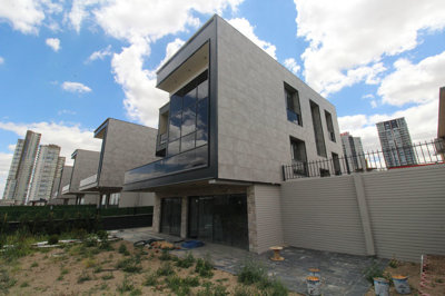Exterior 3