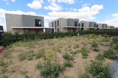 Exterior 9