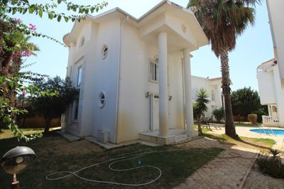 Exterior 4