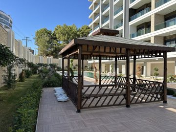 Exterior 6