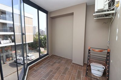 Interior 10