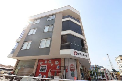 Exterior 3