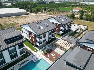 Exterior 5
