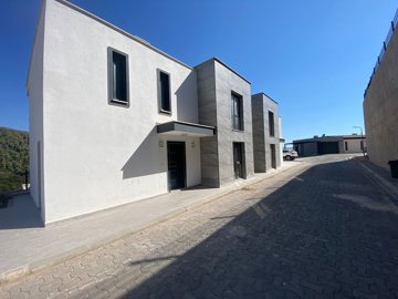 Exterior 5