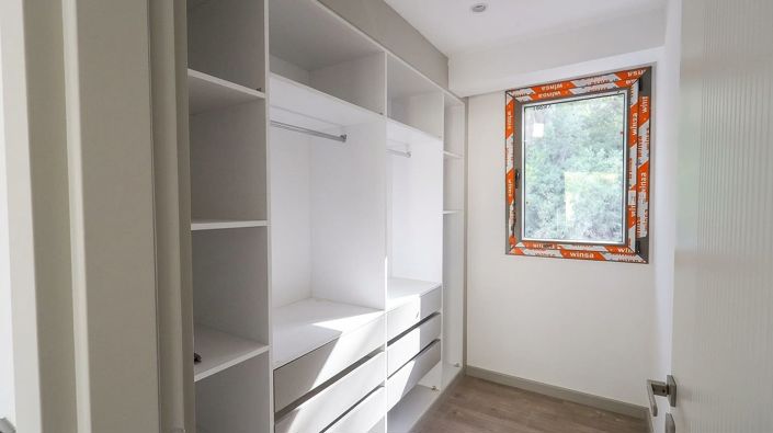 Image No.15-4 Bed House/Villa for sale