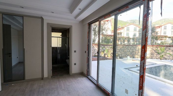 Image No.19-4 Bed House/Villa for sale