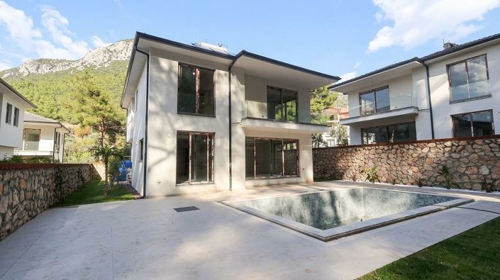 Image No.25-4 Bed House/Villa for sale