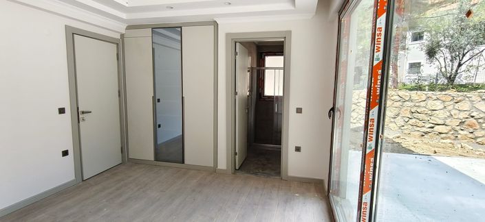 Image No.32-Maison / Villa de 4 chambres à vendre à Yesilüzümlü