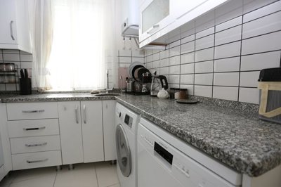 Interior 5