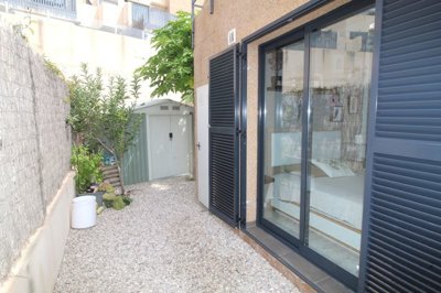 Exterior 8