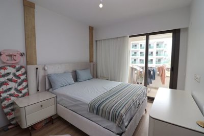 Interior 5