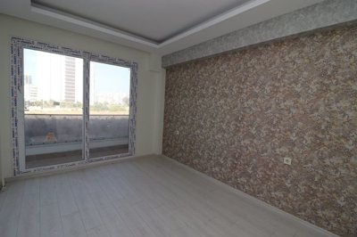 Interior 3