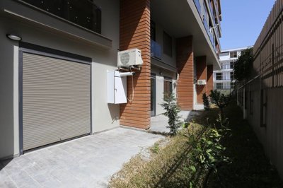 Exterior 2