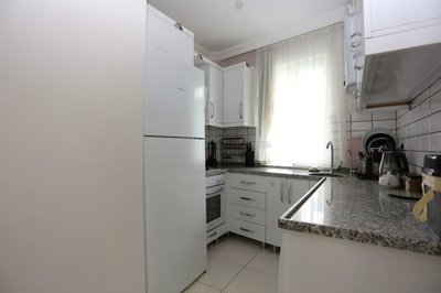 Interior 6