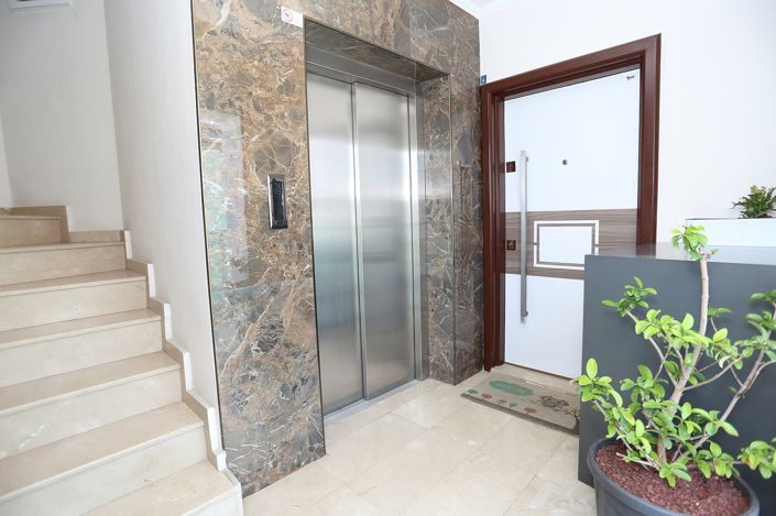Image No.6-3 Bed Apartment for sale