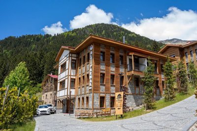 Exterior 1