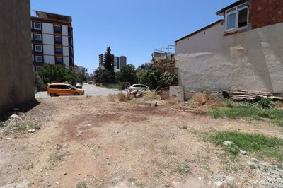 Exterior 1