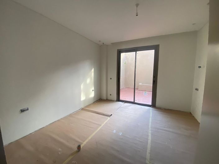 Image No.24-1 Bed Apartment for sale