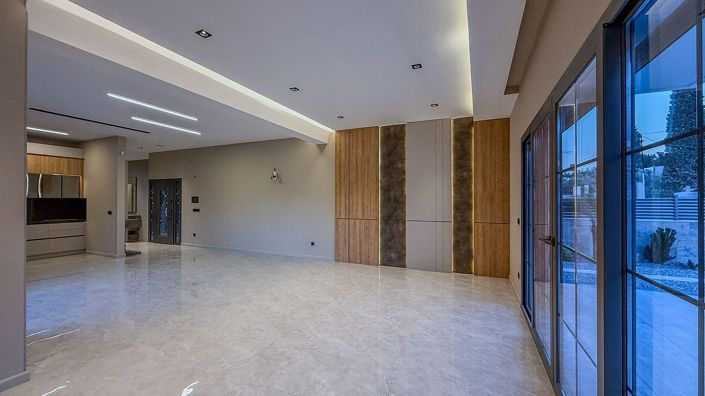 Image No.13-4 Bed House/Villa for sale