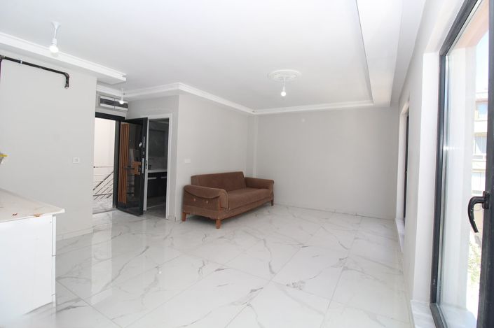 Image No.12-2 Bed Apartment for sale
